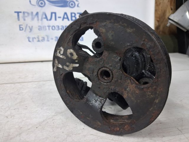 Насос гідропідсилювача механізму кермового управління 4431035660 TOYOTA