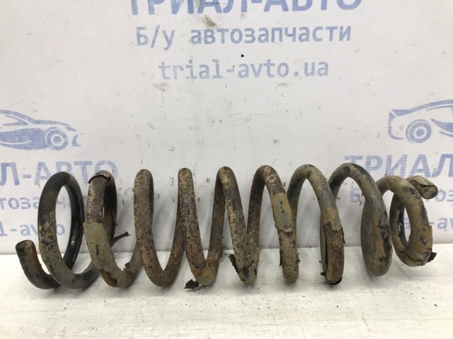 Пружина передня, ліва 4432409350 SSANG YONG