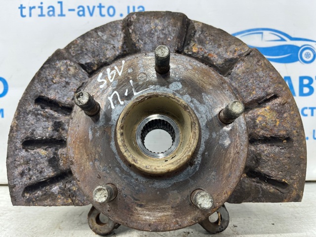 Цапфа поворотна права 4511165J00 SUZUKI