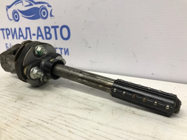 Рульовий кардан верхній 4523048050 TOYOTA