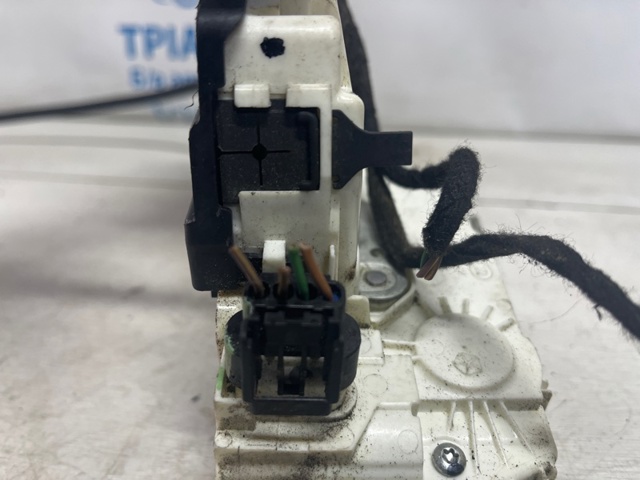 Замок двері правої передньої 4589916AE CHRYSLER