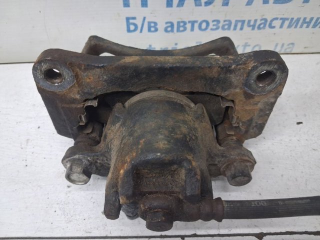 Супорт гальмівний задній правий 4605A450 MITSUBISHI