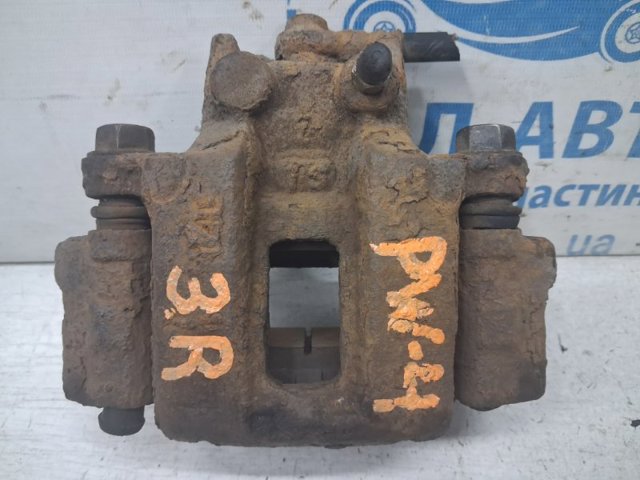 Супорт гальмівний задній правий 4605A450 MITSUBISHI