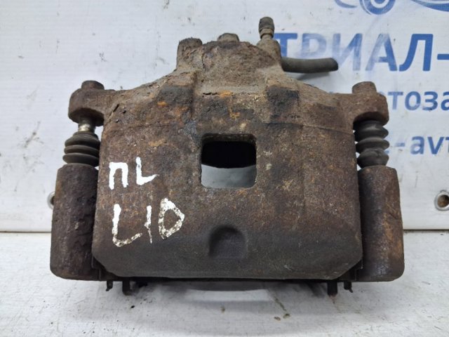 Супорт гальмівний, передній, лівий 4605A475 MITSUBISHI