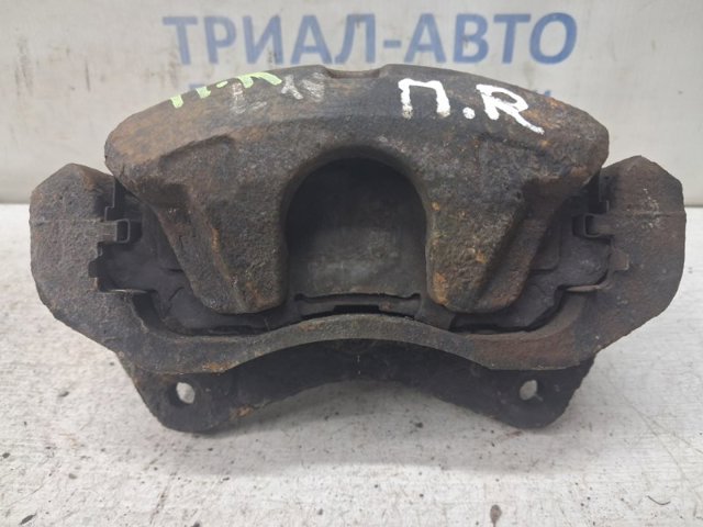 Супорт гальмівний, передній, правий 4605A476 MITSUBISHI