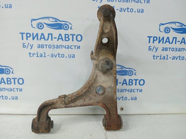 Важіль підвіски задній лівий 4620265J01 SUZUKI