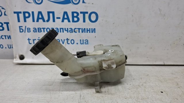 Бачок гальмівної рідини 4627A027 MITSUBISHI