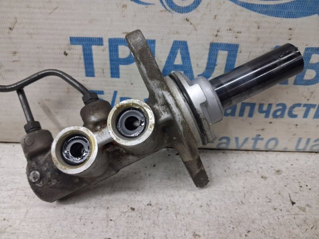 Циліндр головний гальма (Гідротормоз) 4720142390 TOYOTA
