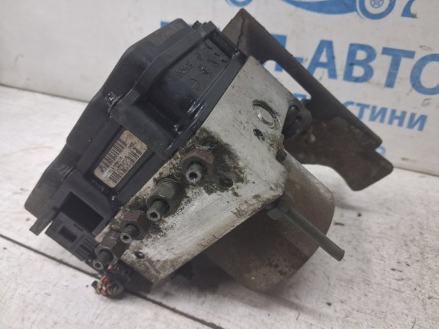 Блок керування АБС (ABS) 47660AX625 NISSAN
