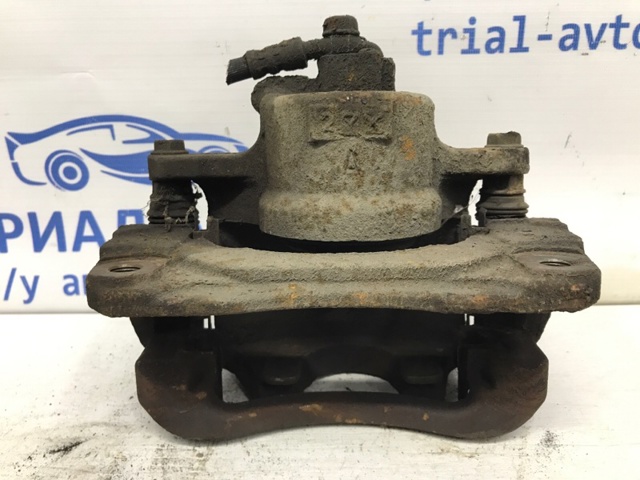 Супорт гальмівний, передній, лівий 4775033190 TOYOTA