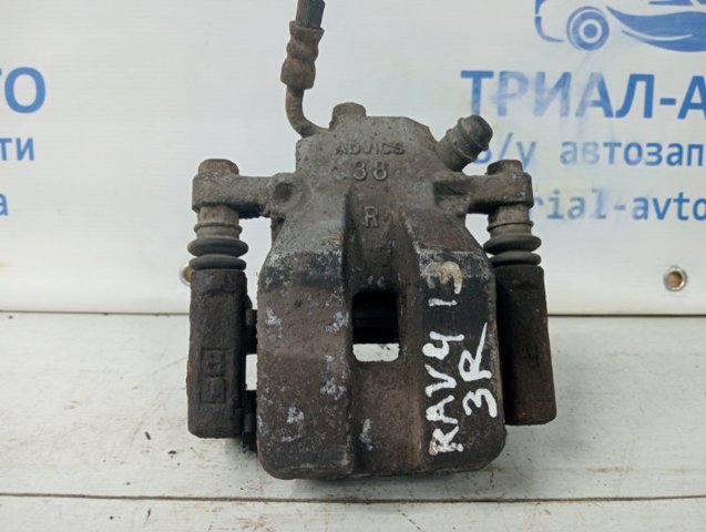 Супорт гальмівний задній правий 4783042060 TOYOTA