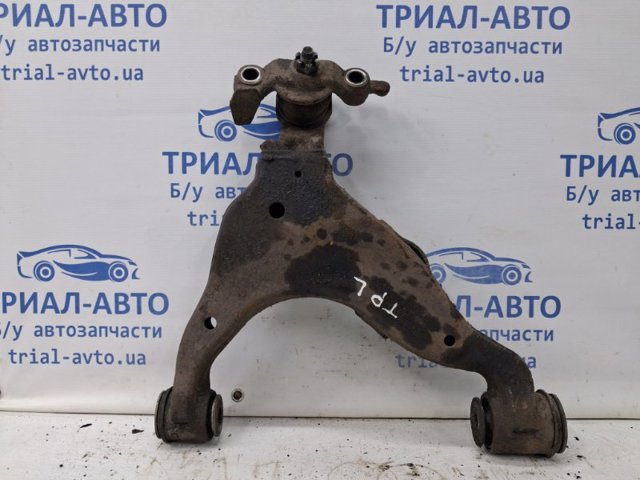Лівий важіль передній нижній підвіски 4806960010 TOYOTA