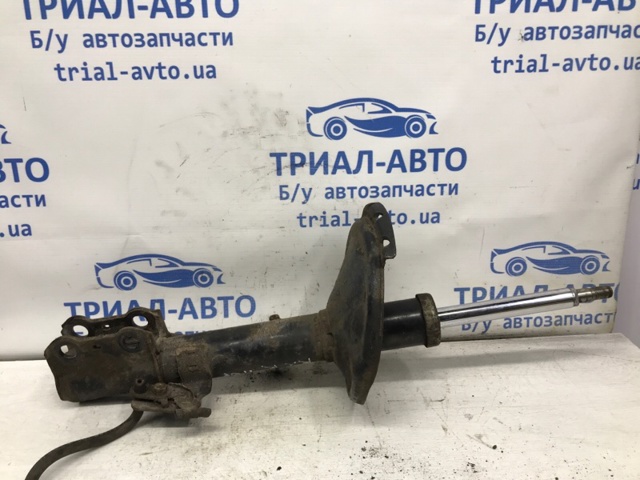 Стійка передня права 4851048100 TOYOTA