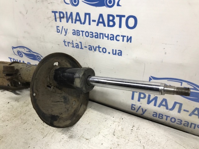 Стійка задня права 4853039765 TOYOTA