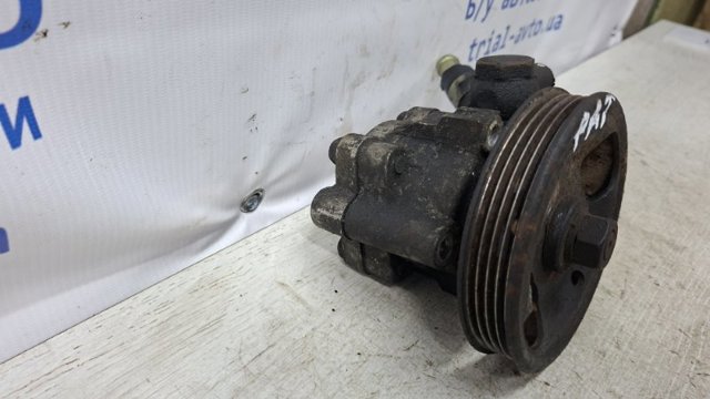 Насос гідропідсилювача механізму кермового управління 49110EB300 NISSAN