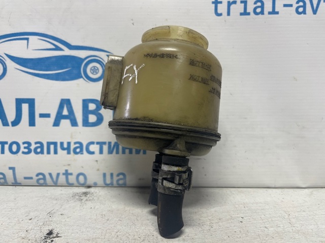 Бачок гідропідсилювача 49192AG000 NISSAN