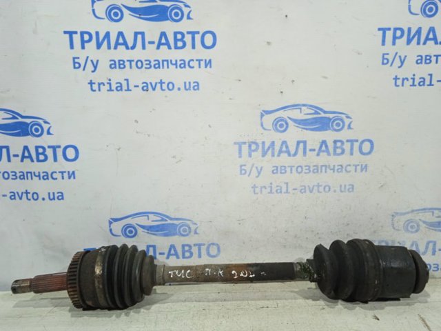 Піввісь передня, права 495002E550 HYUNDAI