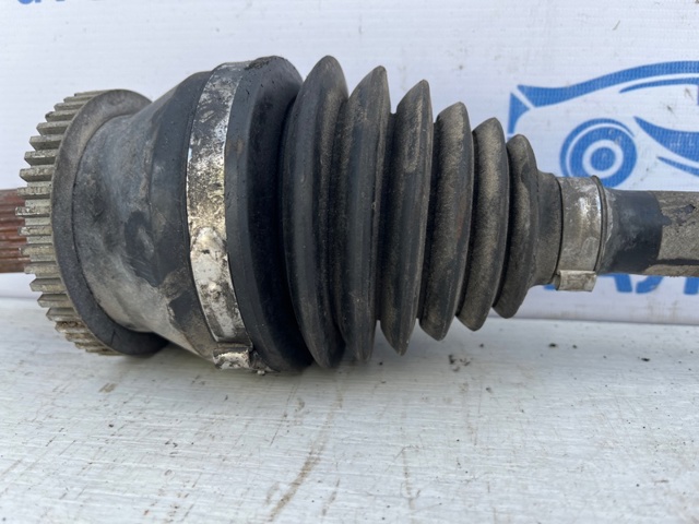 Піввісь передня ліва 49500C5200 HYUNDAI