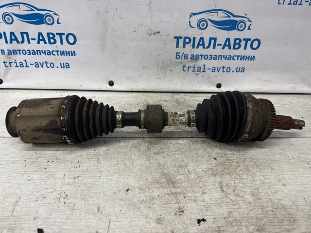 Привід правий 495012W050 HYUNDAI