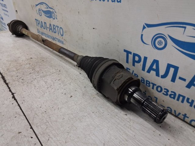 Привід задній 49600D7000 HYUNDAI