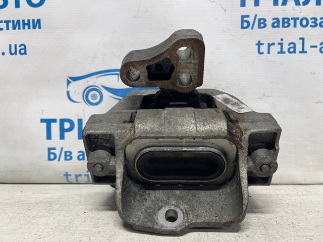 Права подушка двигуна 5147129AD CHRYSLER
