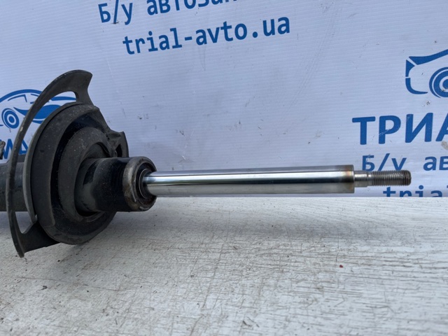 Стійка передня права 5168582AF CHRYSLER