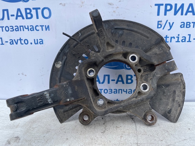 Цапфа передні праві 51716C5200 HYUNDAI