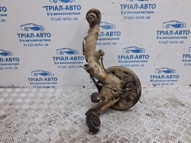 Важіль/тяга задньої підвіски подовжній нижній, правий 51810117 FIAT