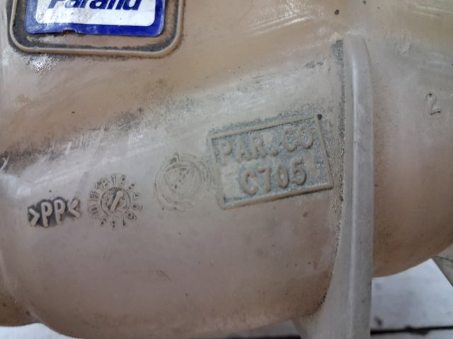 Водяний бачок системи охолодження 51824339 FIAT
