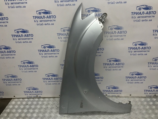 Переднє праве крило 5220F112 MITSUBISHI