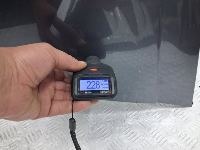 Переднє ліве крило 5220F113 MITSUBISHI