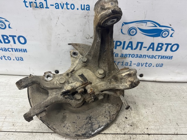 Цапфа поворотного кулака 52215SNAA50 HONDA