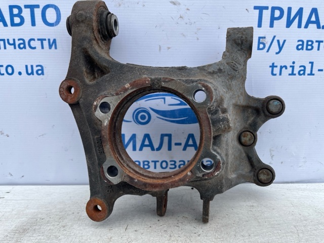 Цапфа поворотна ліва 52710C5000 HYUNDAI