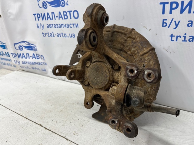 Цапфа поворотного кулака 527202H000 HYUNDAI
