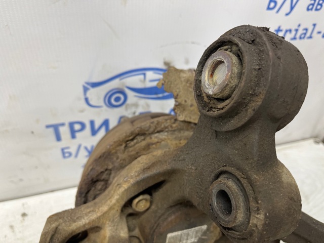 Цапфа поворотна права 527202Y800 HYUNDAI