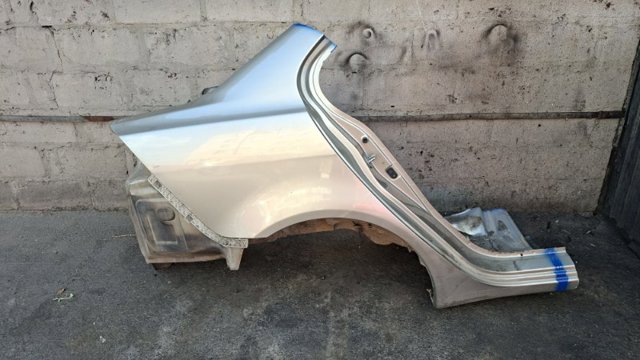 Крило заднє праве 5301C342 MITSUBISHI