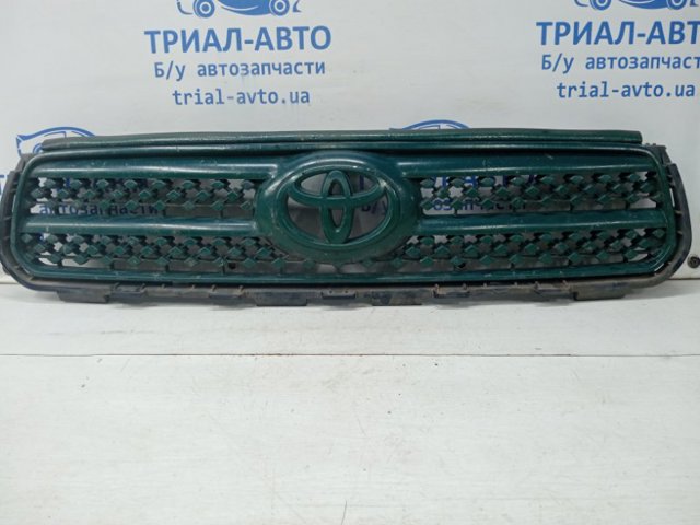 Захисна решітка радіатора 5310142150 TOYOTA