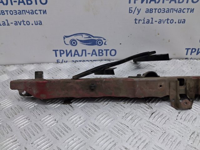 Рамка радіатора верхня 5321642901 TOYOTA