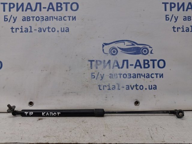 Опора капота права 5345069055 TOYOTA