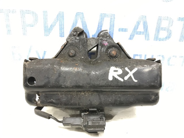 Замок кришки капота 5351048010 TOYOTA