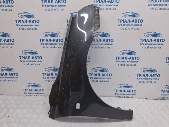 Переднє праве крило 5381105020 TOYOTA