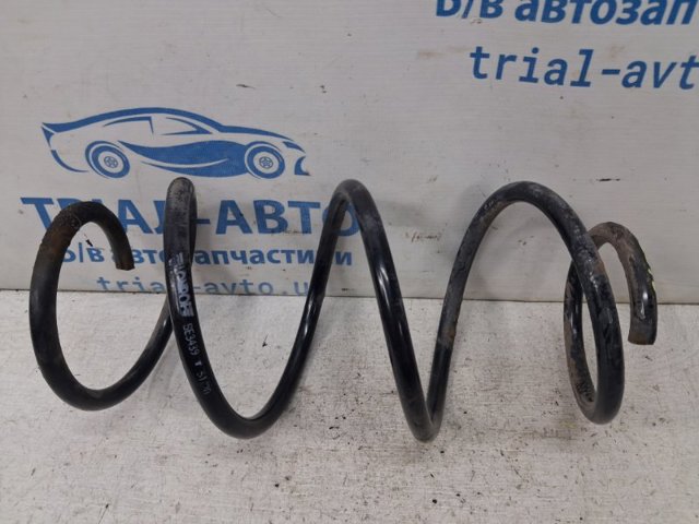 Пружина передньої підвіски 540109U20A NISSAN