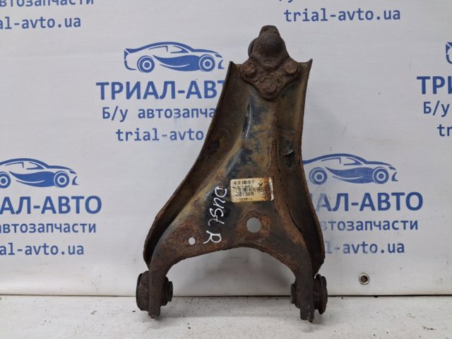 Правий важіль передній нижній підвіски 545001225R RENAULT