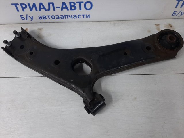 Лівий важіль передній нижній підвіски 545002Y002 HYUNDAI