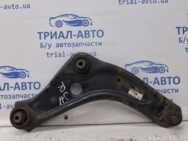 Правий важіль передній нижній підвіски 545004EA0B NISSAN