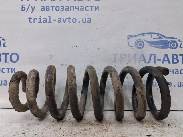 Гвинтова пружина підвіска 546013E140 HYUNDAI