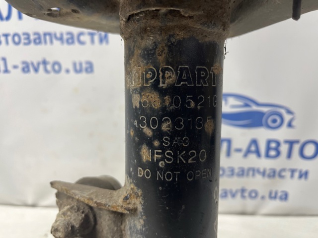 Стійка передня права 546612R600 HYUNDAI
