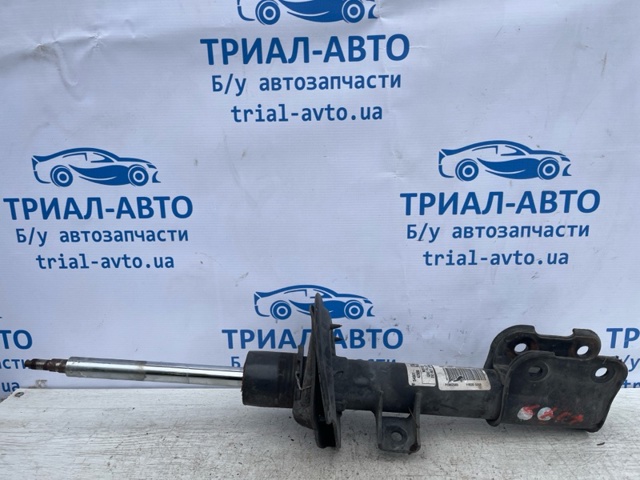 Амортизатор передньої підвіски 546614Z000 HYUNDAI
