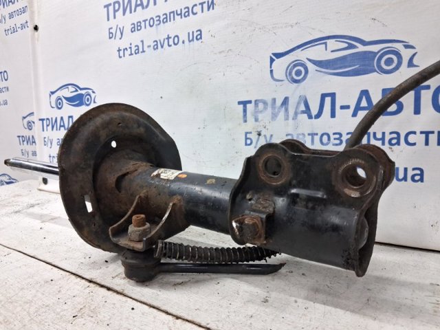 Стійка передня права 54661A2150 HYUNDAI