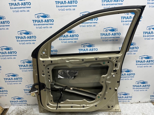 Пасажирські передні двері 55113638AK CHRYSLER